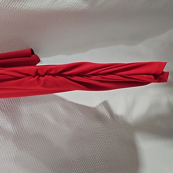 AGB Women's Red Cowl Neck Short Sleeve Top Size XL - Picture 6 of 10